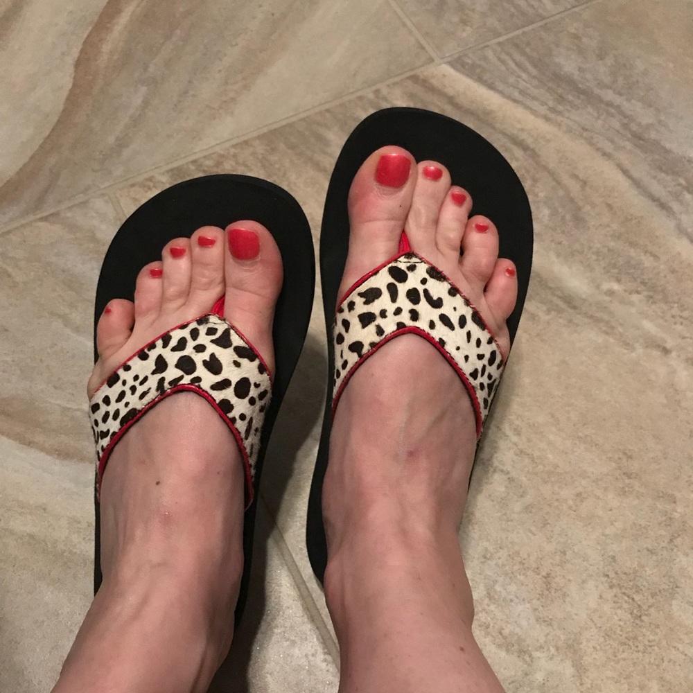 Yellow Box Women’s Flip Flops